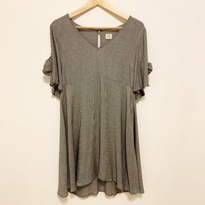 O'Neill Bow Sleeves V Neck Checkered Swing Dress Small